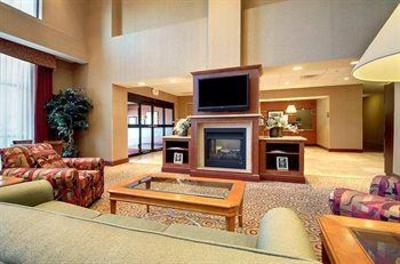 фото отеля Hampton Inn & Suites West Bend