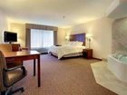 фото отеля Hampton Inn & Suites West Bend