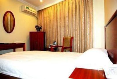 фото отеля Green Tree Inn(Nantong Rudong)