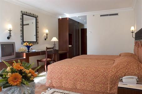 фото отеля Golden Tulip Hotel Farah Khouribga
