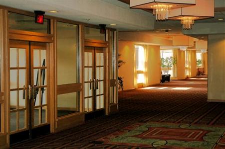 фото отеля Doubletree Hotel Colorado Springs World Arena