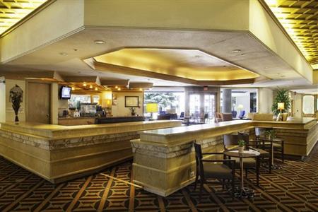 фото отеля Doubletree Hotel Colorado Springs World Arena