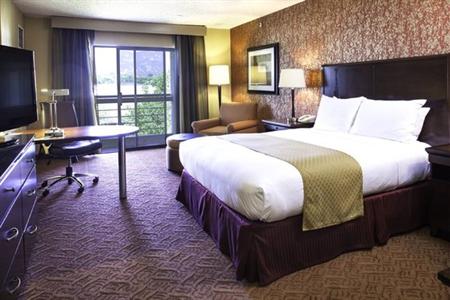 фото отеля Doubletree Hotel Colorado Springs World Arena