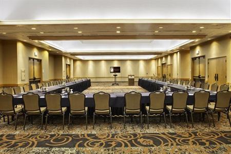 фото отеля Doubletree Hotel Colorado Springs World Arena