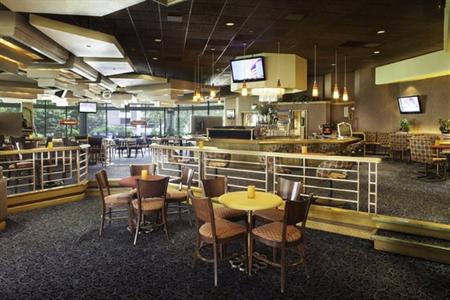 фото отеля Doubletree Hotel Colorado Springs World Arena