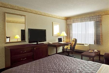 фото отеля Stay Inn Airport South Toronto