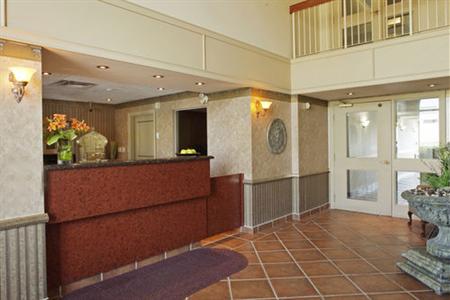 фото отеля Stay Inn Airport South Toronto