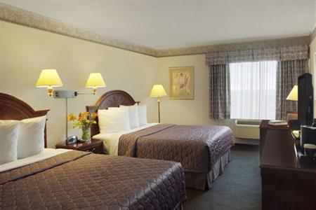 фото отеля Stay Inn Airport South Toronto