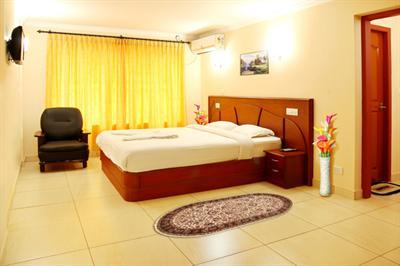 фото отеля Green Palace Residency