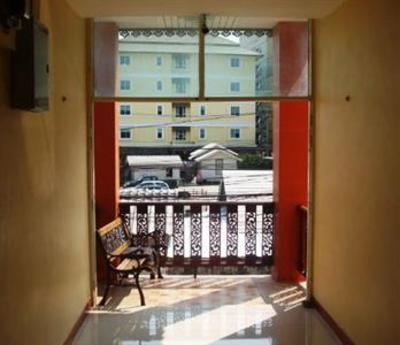 фото отеля Aura House