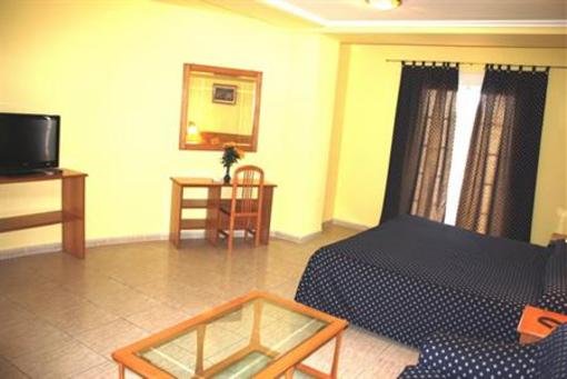 фото отеля Hostal El Palomar