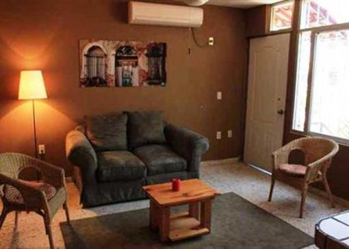 фото отеля Funky Monkey Hostel