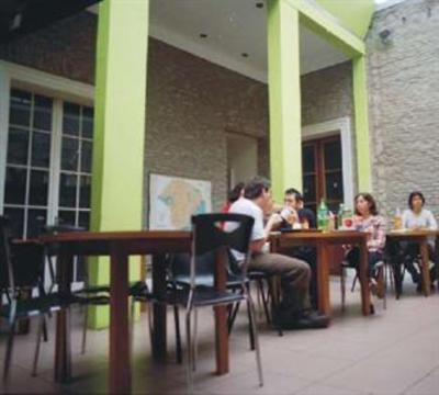 фото отеля Domus Youth Hostel