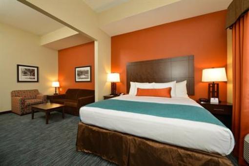 фото отеля BEST WESTERN PLUS Longhorn Inn & Suites