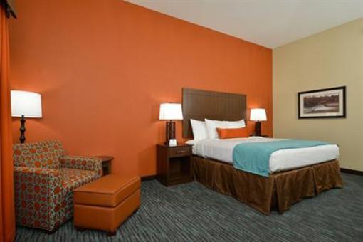 фото отеля BEST WESTERN PLUS Longhorn Inn & Suites