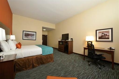 фото отеля BEST WESTERN PLUS Longhorn Inn & Suites