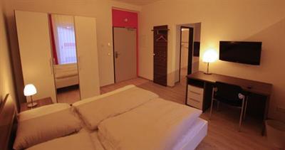 фото отеля Boardinghouse-Neutraubling