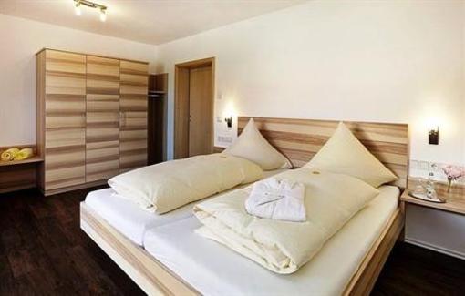 фото отеля Ferienhaus Schnollerhof