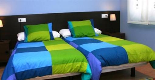 фото отеля Apartamentos El Regueirin 2