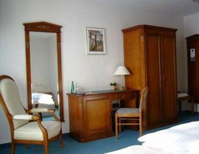 фото отеля Parkhotel Schönewalde
