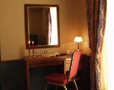 фото отеля Savoy Hotel Piraeus