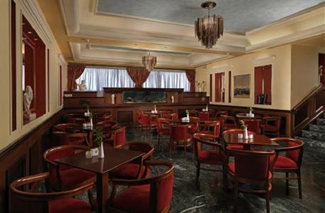 фото отеля Savoy Hotel Piraeus