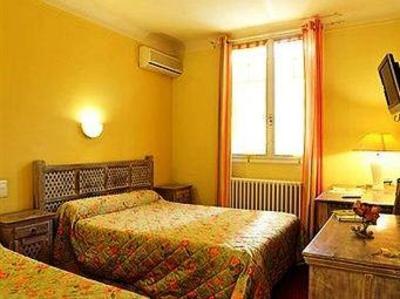 фото отеля Hotel Du Bearn