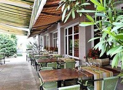 фото отеля Hotel Du Bearn