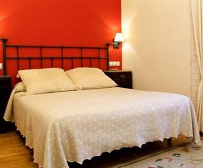 фото отеля Hostal Vidaller