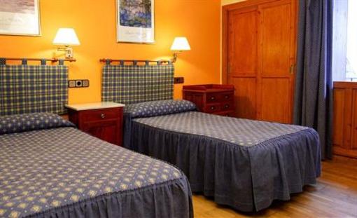 фото отеля Hostal Vidaller