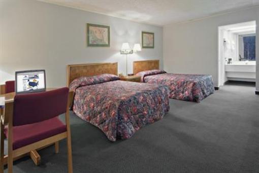 фото отеля Americas Best Value Inn Bishopville