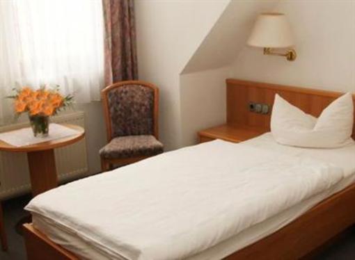 фото отеля Hotel Kaiserhof Kelbra