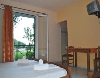 фото отеля Kykeon Rooms Eleios-Pronnoi