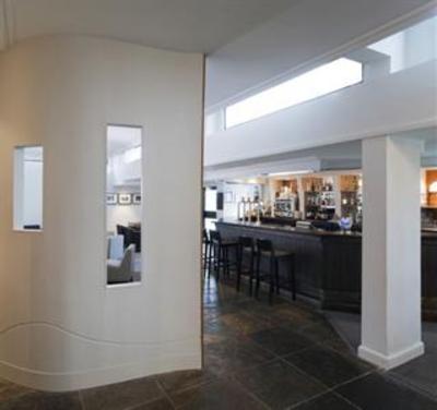 фото отеля Holiday Inn Edinburgh City - West