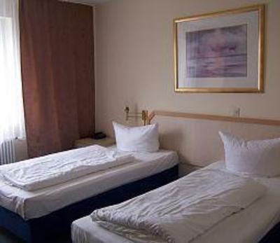 фото отеля Hotel Post Kelkheim
