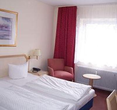 фото отеля Hotel Post Kelkheim