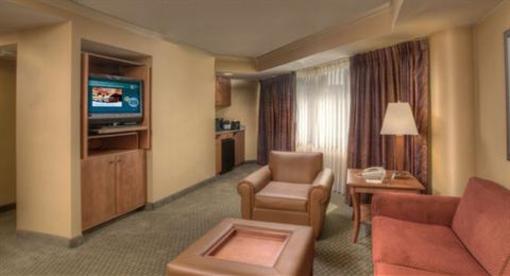 фото отеля Embassy Suites Hotel Crystal City-National Airport