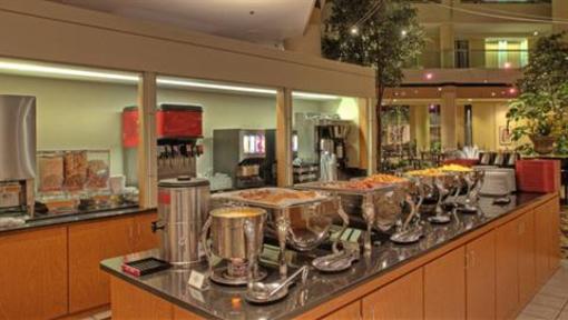 фото отеля Embassy Suites Hotel Crystal City-National Airport