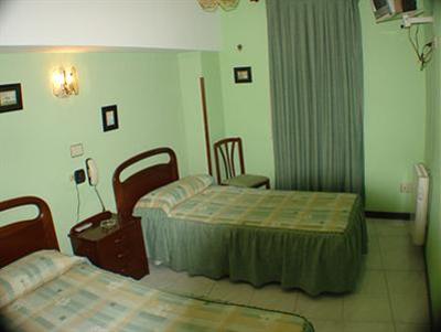 фото отеля Hostal Ariz