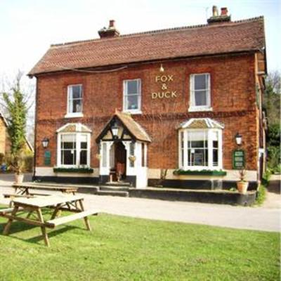 фото отеля The Fox and Duck Inn Royston (England)