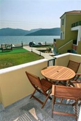 фото отеля Ariadni Maisonettes