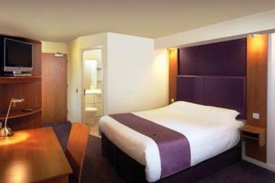фото отеля Premier Inn North York