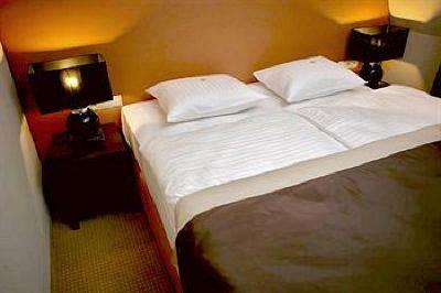 фото отеля Ruben Hotel