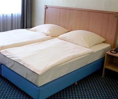 фото отеля Hotel Baseler Hof Mannheim