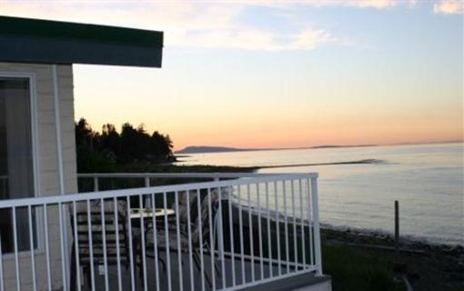 фото отеля Qualicum Beach House
