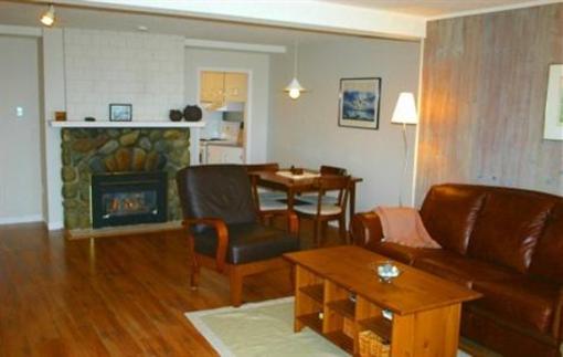 фото отеля Qualicum Beach House
