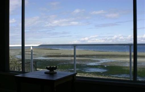 фото отеля Qualicum Beach House