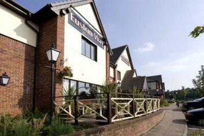 фото отеля Premier Inn Central Telford