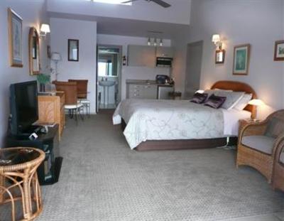 фото отеля Waimanu Lodge Whangaroa