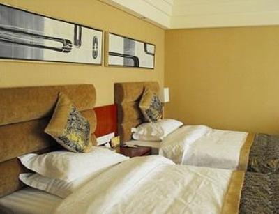 фото отеля Bangding Wangzheng Hotel